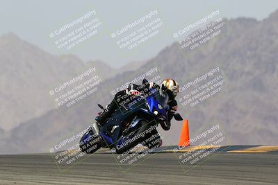 media/Apr-10-2022-SoCal Trackdays (Sun) [[f104b12566]]/Turn 9 (130pm)/